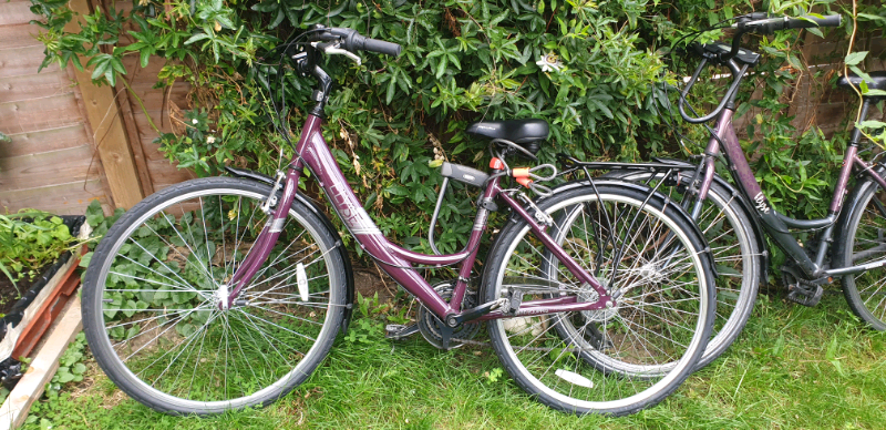 elyse bike halfords